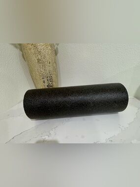 Women’s Exercise Equipment Re-Spin Black Foam Roller - Textured Exercise Roller